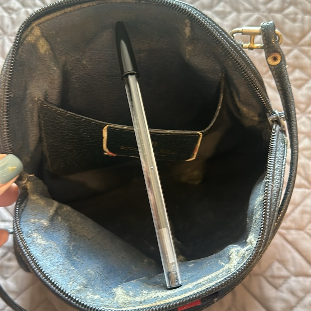 🔥💯Authentic Gucci Shoulder Bag🔥 - Picture 5 of 5